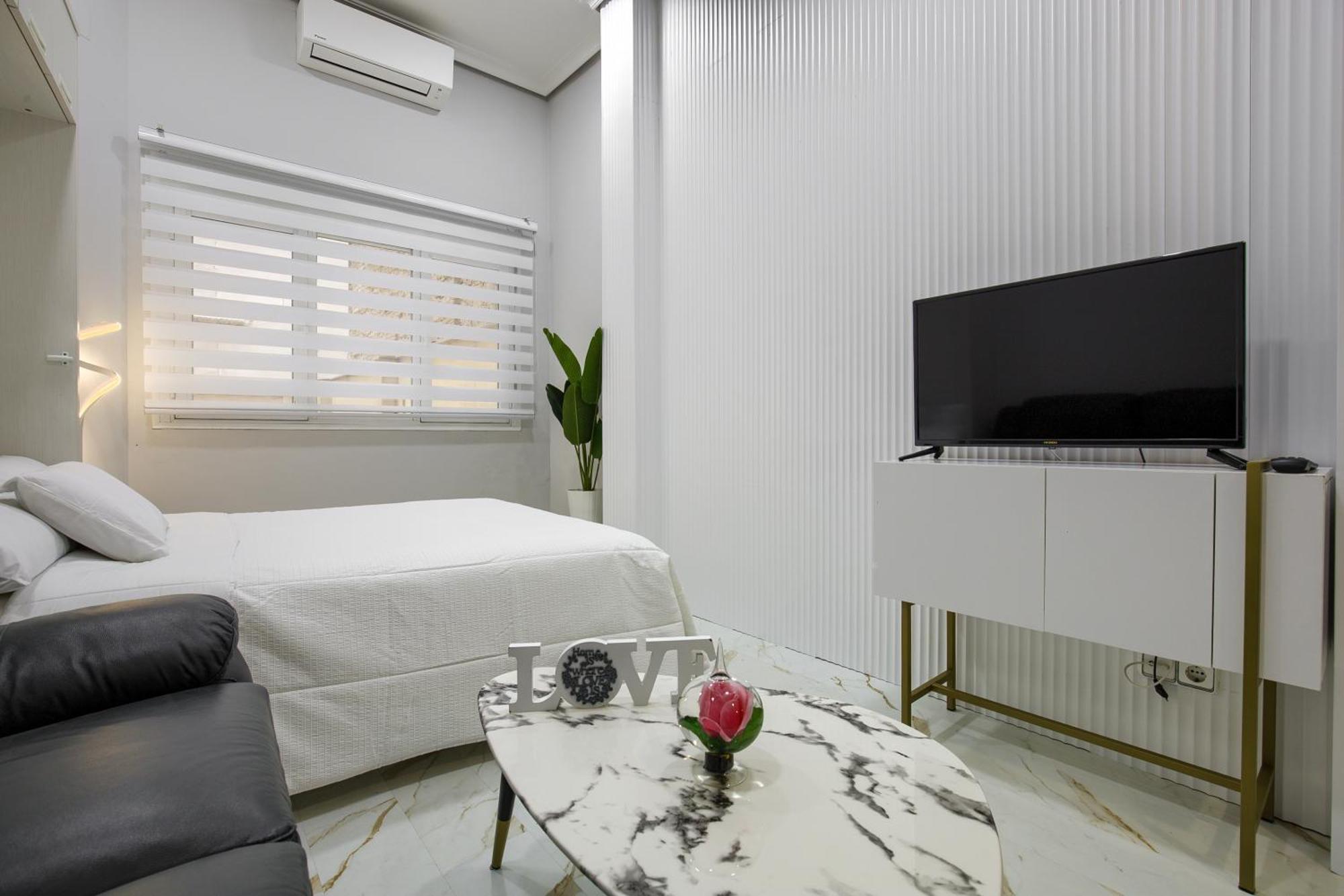 Lovely Apartment In Gran Via Madrid Buitenkant foto